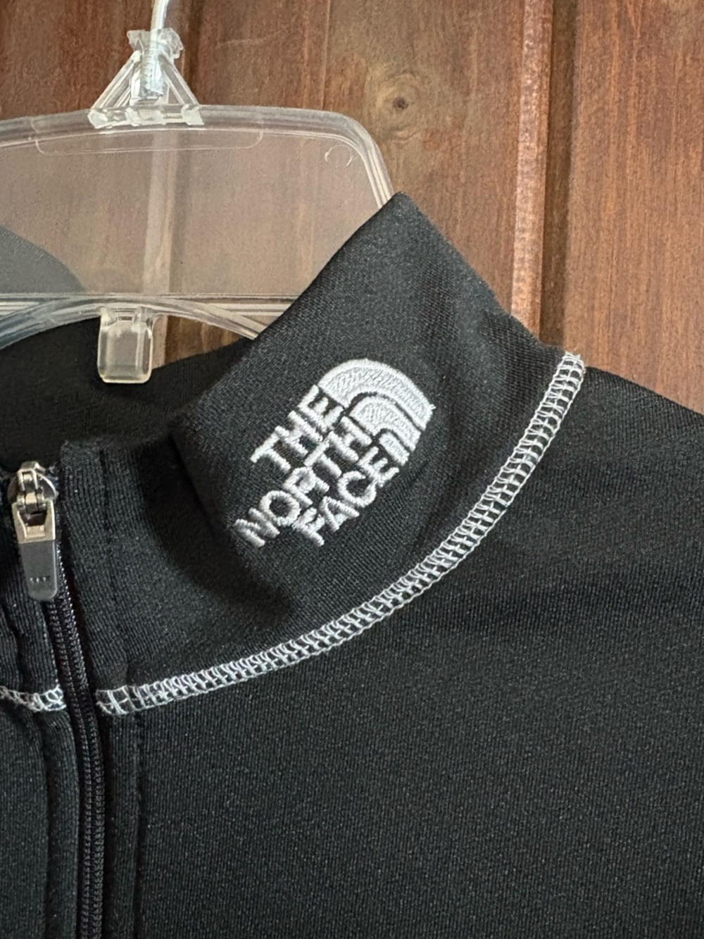 The North Face Black Zip-Up Workout Jacket- Size Medium - Picture 3 of 10